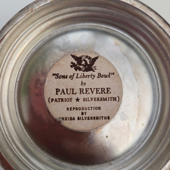 Vintage Silver Patina Pedestal Bowl, Paul Revere Reproduction Oneida Silversmith - Picture 4 of 5